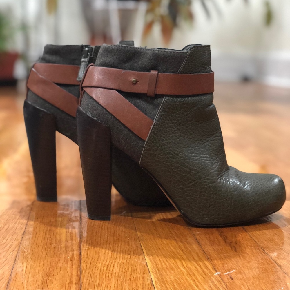 Cole Haan ankle boot